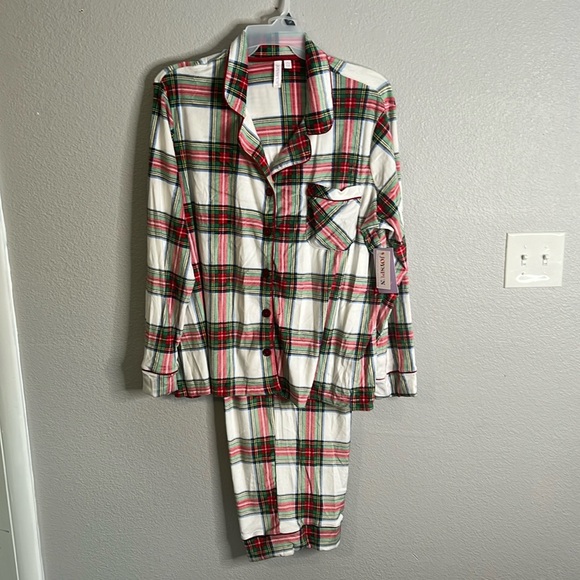 Joyspun Women's Velour Knit Pajama Set (2-Piece) in Winter White Plaid - NWT - Picture 4 of 8